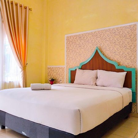 Grand Shaqilla Syariah Hotel Deli Tua Luaran gambar