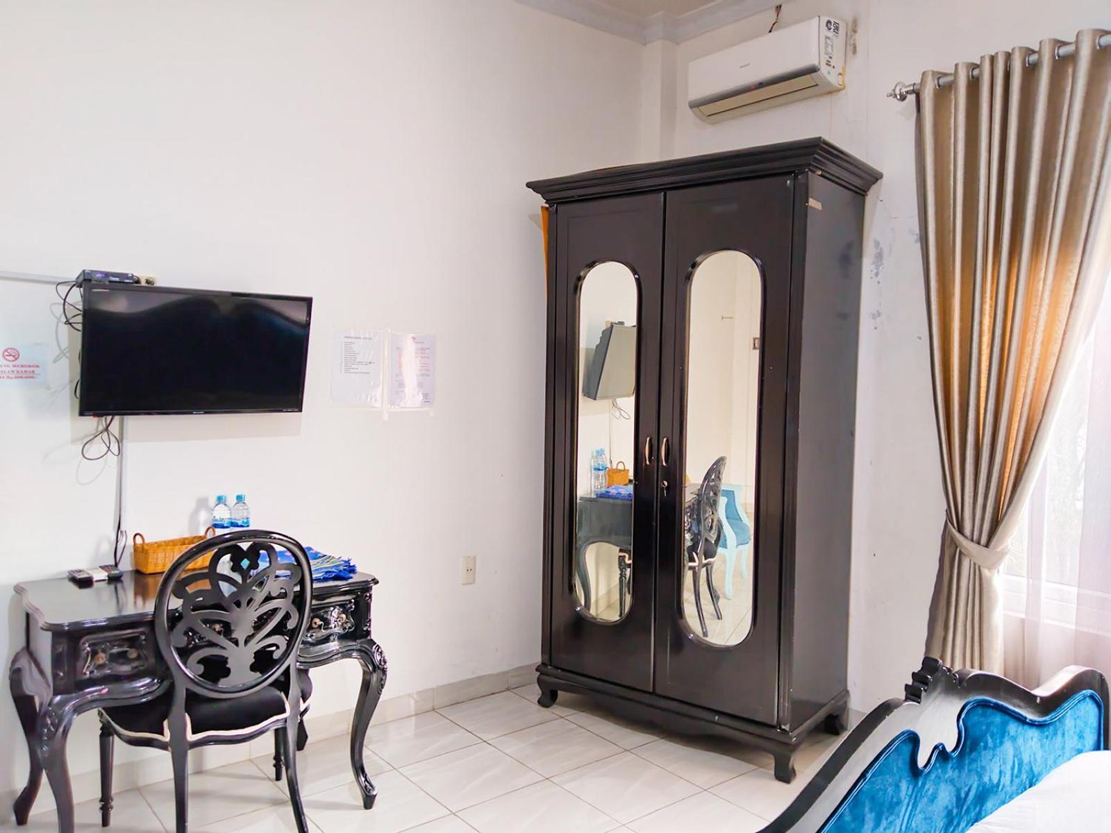 Grand Shaqilla Syariah Hotel Deli Tua Luaran gambar