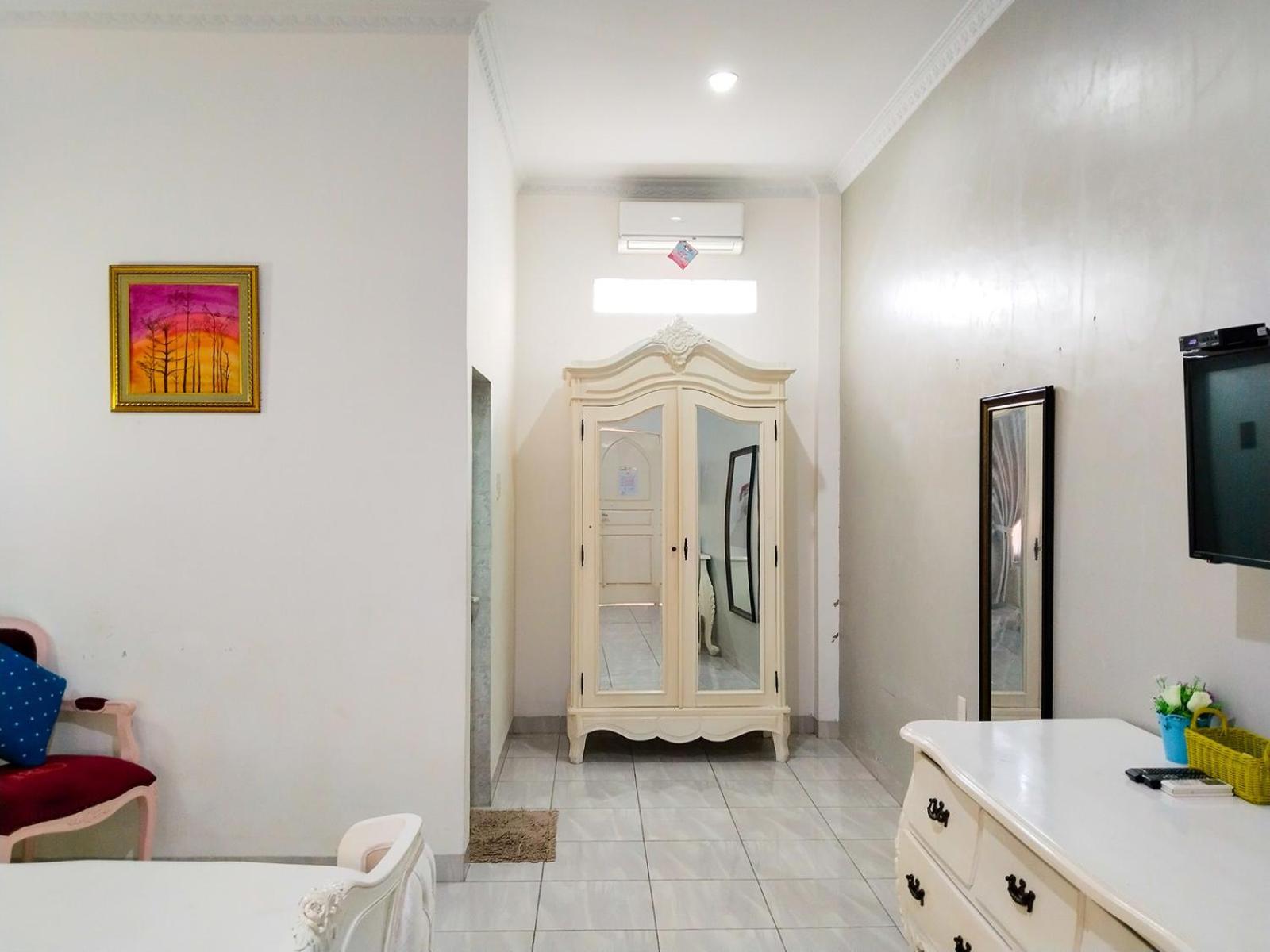 Grand Shaqilla Syariah Hotel Deli Tua Luaran gambar