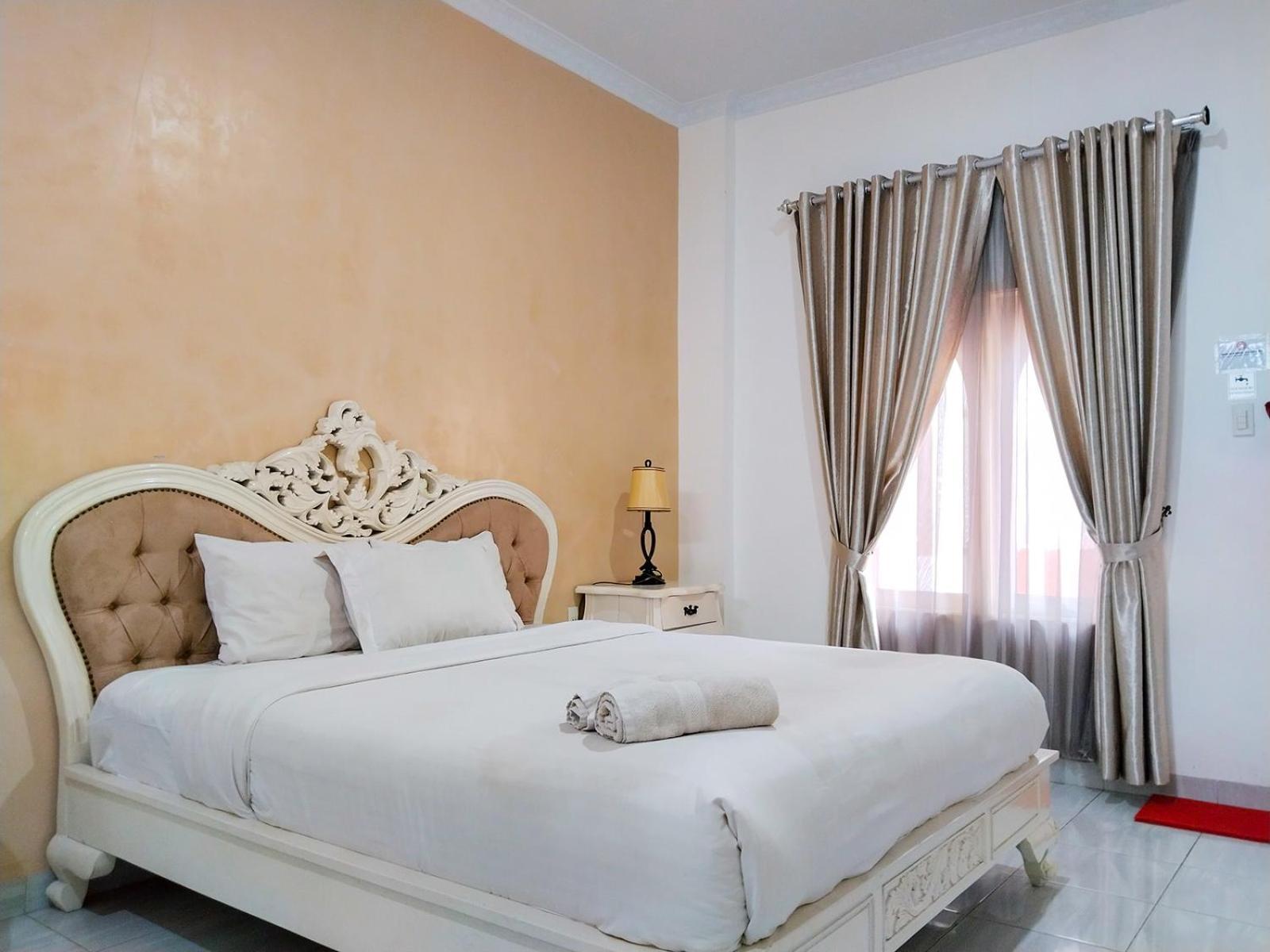 Grand Shaqilla Syariah Hotel Deli Tua Luaran gambar