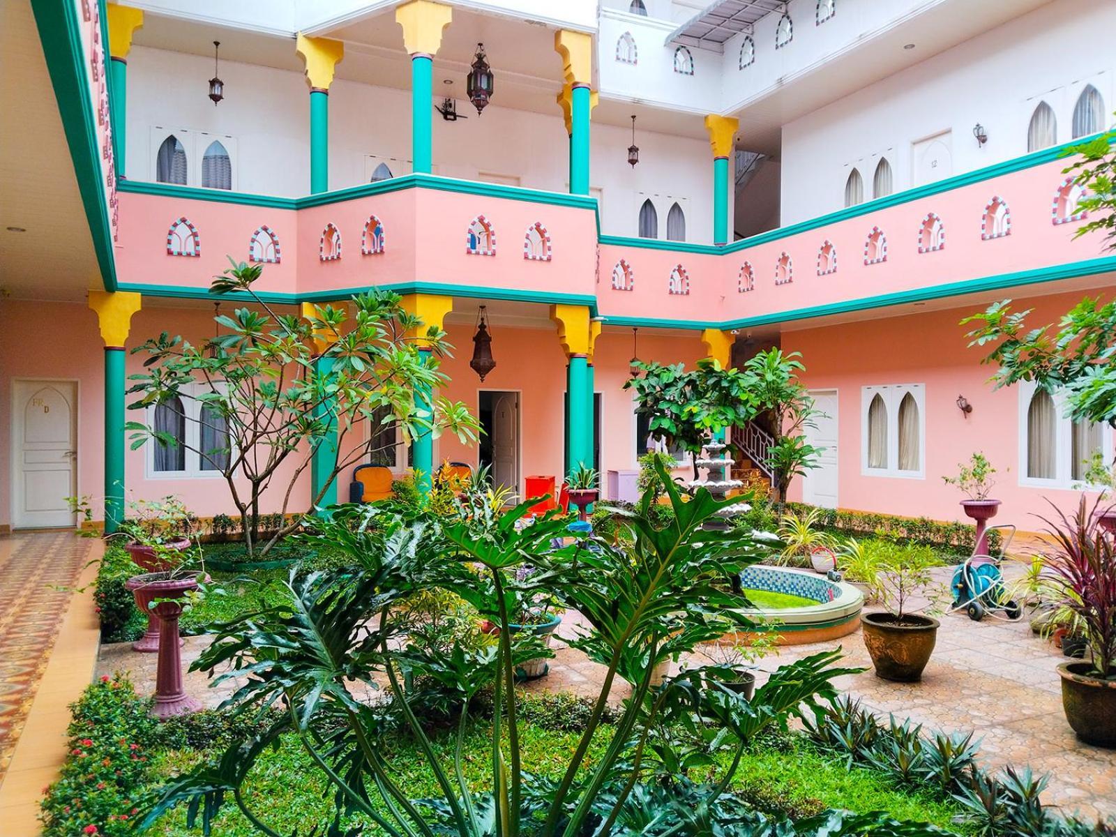 Grand Shaqilla Syariah Hotel Deli Tua Luaran gambar
